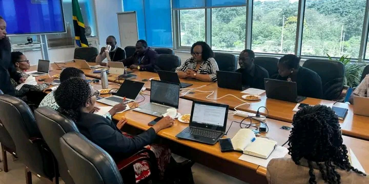 MICHUZI BLOG: NATCOM,UNESCO DAR ES SALAAM OFFICE EXPLORE AREAS FOR STRONGER TECHNICAL COLLABORATION