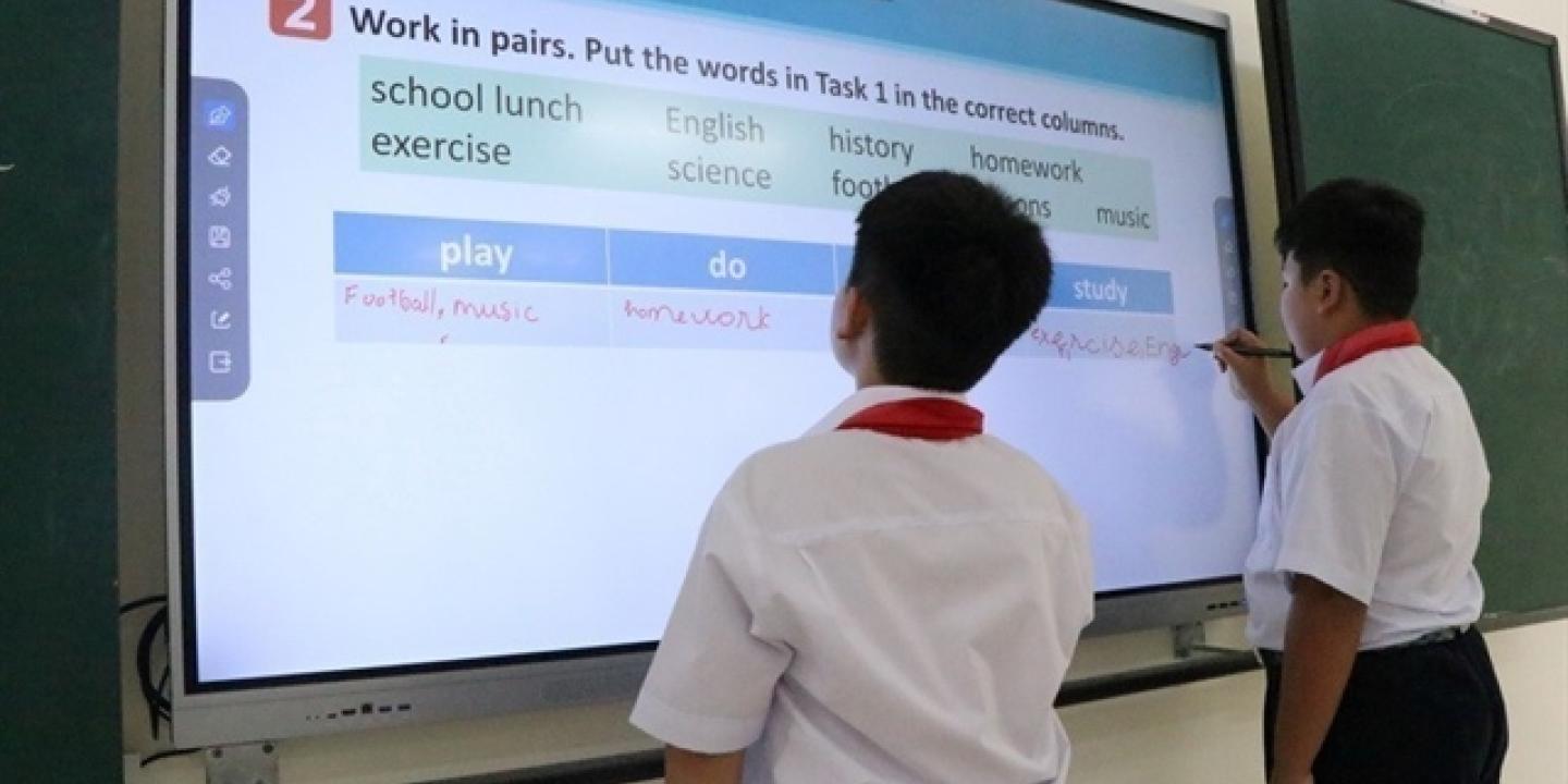 Việt Nam seeks joint solutions for education in digital era